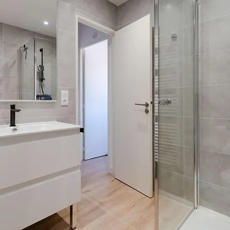 Pavillon T3 Avec Piscine, Climatisation Et Parking A Narbonne-plage - Fr-1-409-248 ヴィラ *