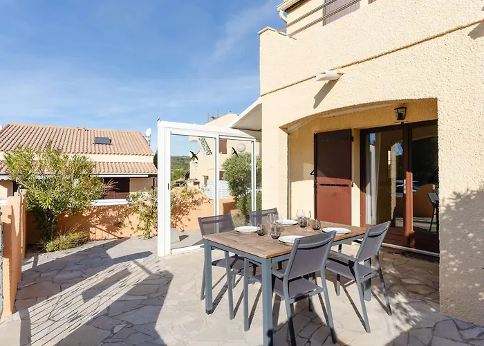 Pavillon T3 Avec Piscine, Climatisation Et Parking A Narbonne-plage - Fr-1-409-248
