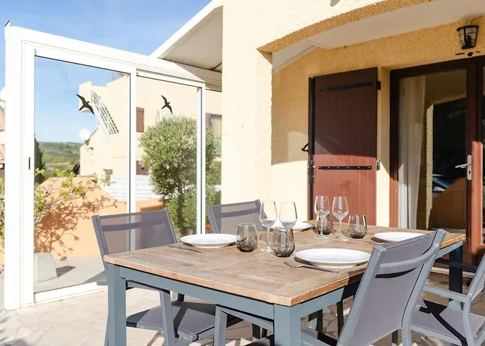 Pavillon T3 Avec Piscine, Climatisation Et Parking A Narbonne-plage - Fr-1-409-248 Villa *