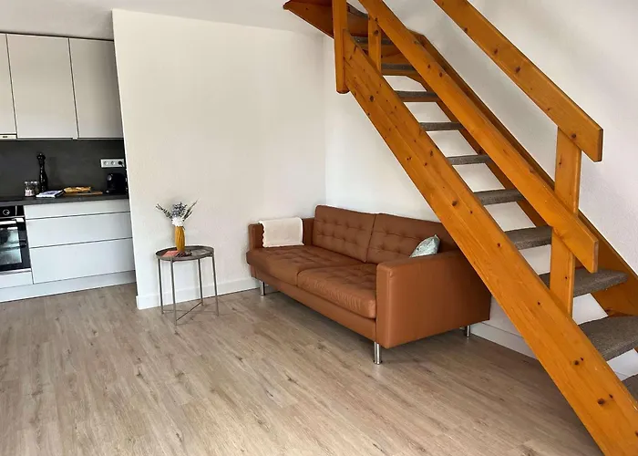 Pavillon T3 Avec Piscine, Climatisation Et Parking A Narbonne-plage - Fr-1-409-248 *